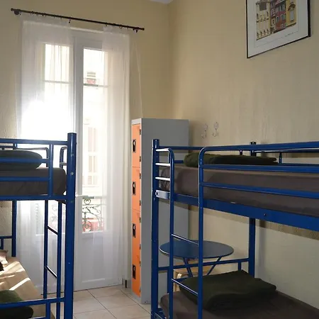 Backpackers Chez Patrick-2